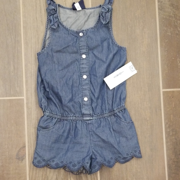 Genuine Kids from OshKosh Other - NWT Genuine Kids from OshKosh Romper - 2T